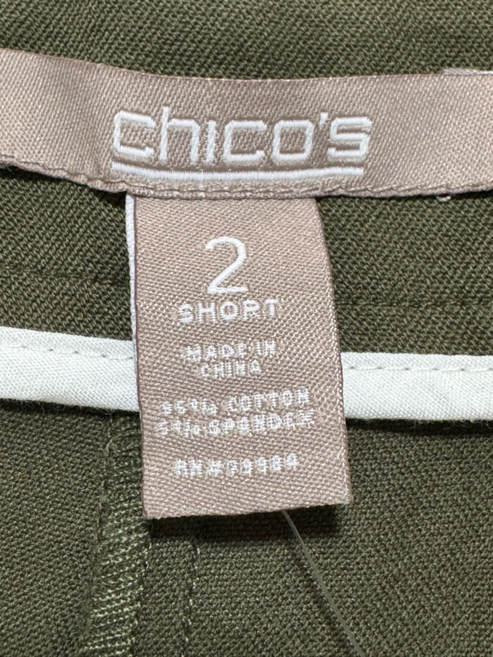 Chicos Size 2(L) Short Capital Stretch Caba Slim Ankle Pants Grape Leaf Green - Picture 5 of 12